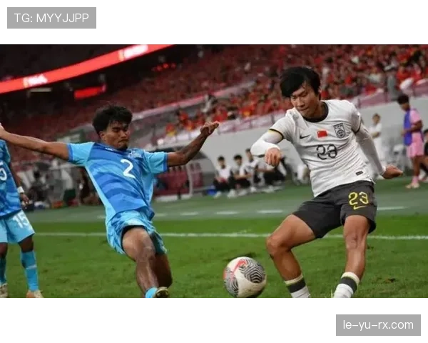 德甲转会窗口关闭在即，豪门俱乐部激烈争夺热门球员