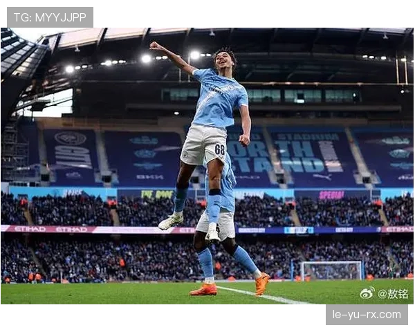 瓜迪奥拉无锋战术奏效，曼城状态回升豪取连胜