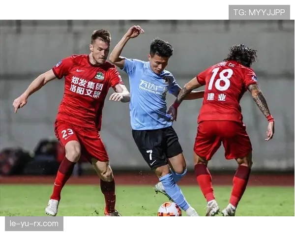 中超联赛主场优势凸显，主队稳定表现成焦点