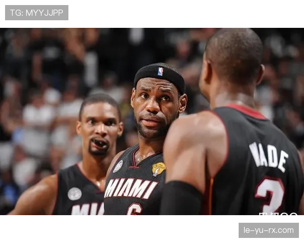 皮尔斯利用节奏变换制造出手空间，持续的中投产出主导了关键球局势